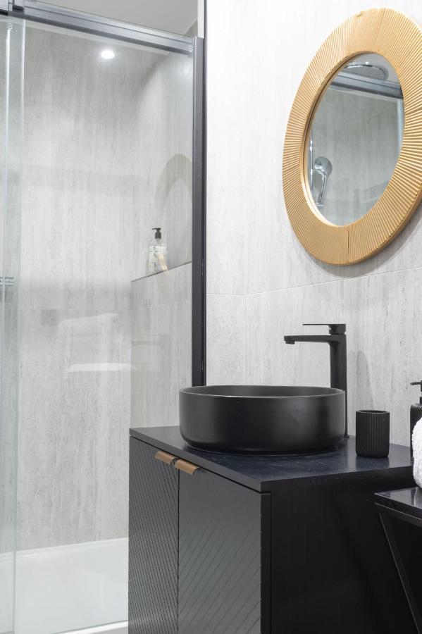 Appartement De Haut Standing Hypercentre 에페르네이 외부 사진