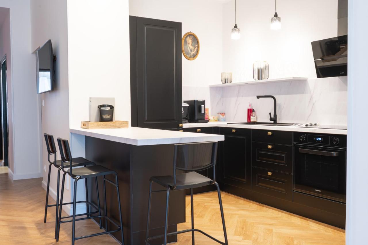 Appartement De Haut Standing Hypercentre 에페르네이 외부 사진